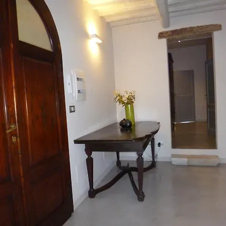 Holiday Apartment In Historical Palace Montepulciano Stazione Buitenkant foto