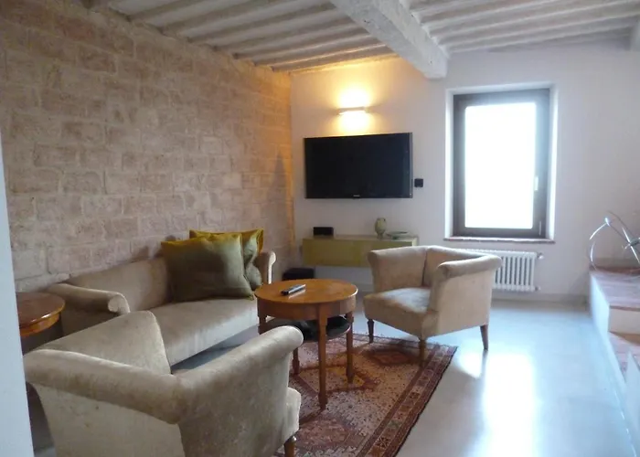 Holiday Apartment In Historical Palace